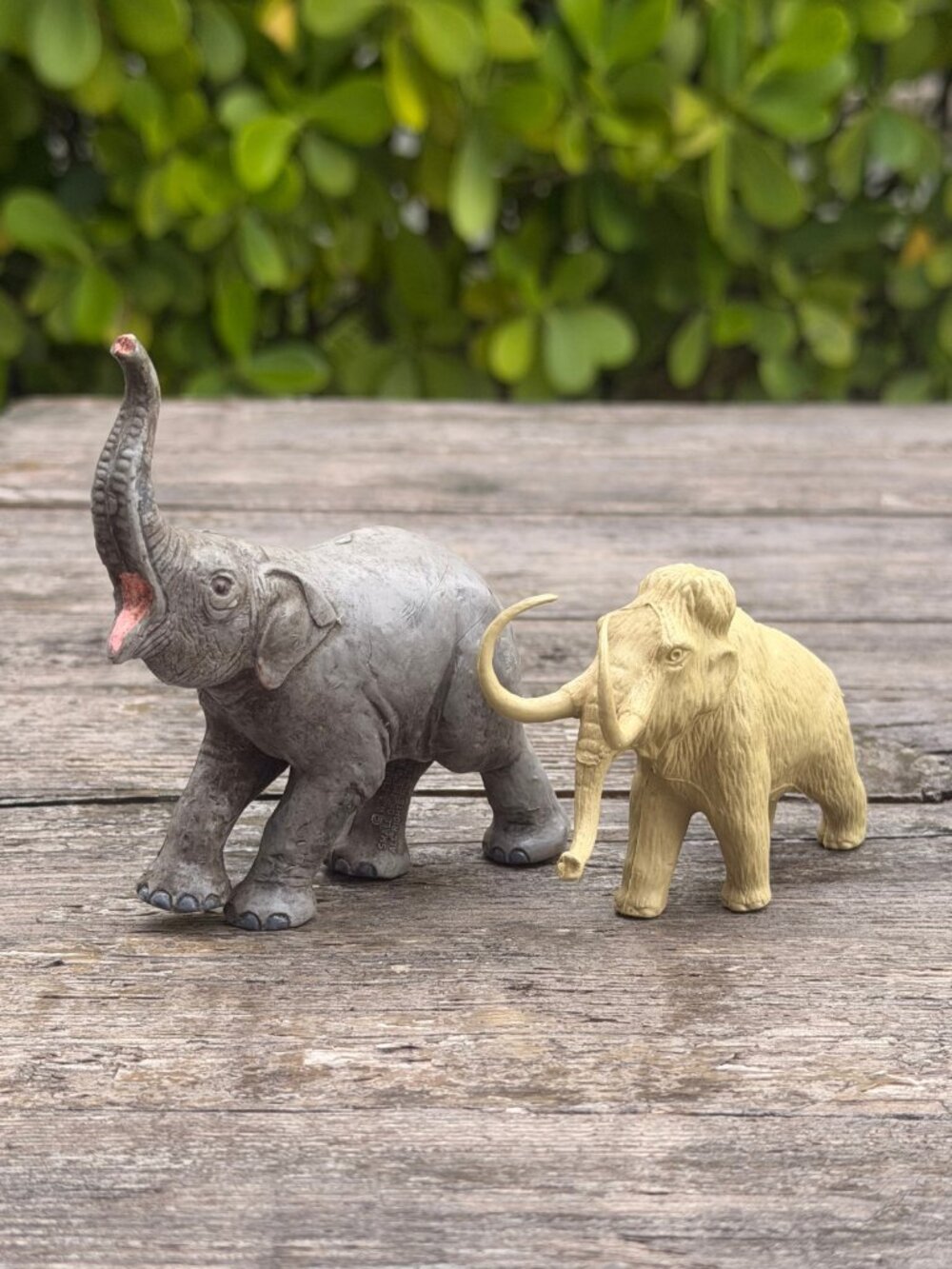 Vintage 1985 Small Of The Wild RARE Elephant Figurine PAWS Plus Wooly Mammoth